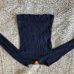 Navy Blue Lace 3/4 sleeve shirt